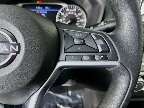Used 2023 Nissan Altima 2.5 SV FWD image 16