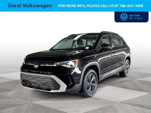Used 2025 Volkswagen Taos S FWD image 1