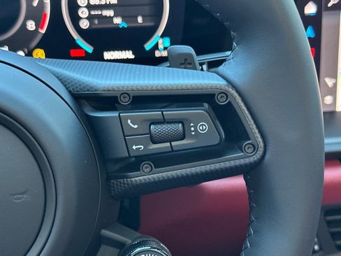 New 2026 Porsche 911 Carrera 4S image 32