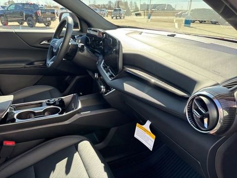 New 2026 Chevrolet Equinox LT w/ Convenience Package II image 26