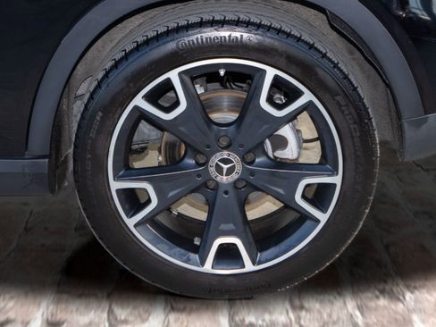 Used 2020 Mercedes-Benz GLA 250 w/ Multimedia Package image 37