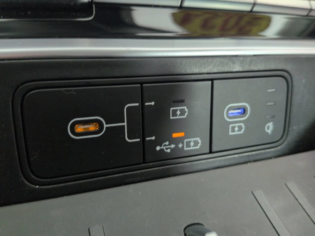 Used 2024 Hyundai Santa Fe SEL FWD image 34