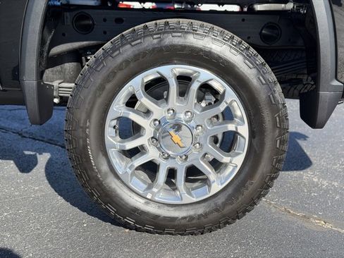 New 2025 Chevrolet Silverado 2500 LT w/ Z71 Chrome Sport Edition image 10