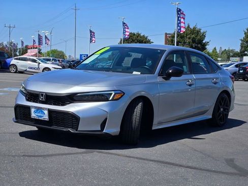 Used 2025 Honda Civic Sport image 8