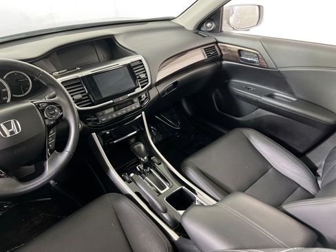 Used 2016 Honda Accord EX-L image 24