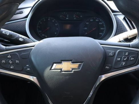 Used 2023 Chevrolet Malibu LT FWD image 16