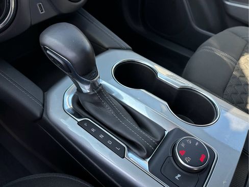 Used 2019 Chevrolet Blazer LT image 21