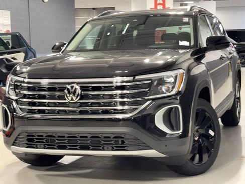 New 2026 Volkswagen Atlas SE image 30