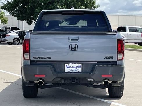 Used 2023 Honda Ridgeline Sport image 5