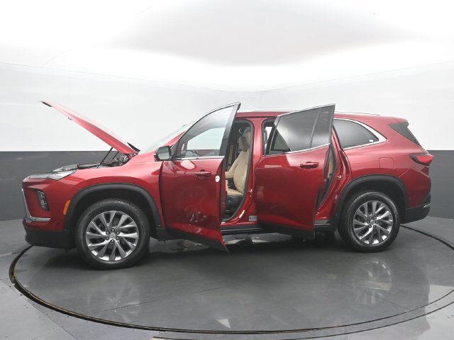 Used 2025 Buick Enclave Preferred w/ Trailering Package, 5000 lbs. AWD/4WD image 56