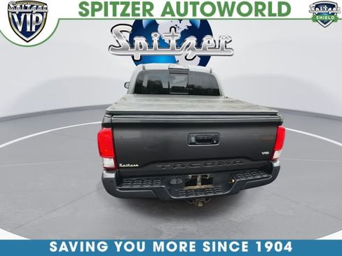 Used 2017 Toyota Tacoma TRD Sport w/ Premium & Technology Package image 9