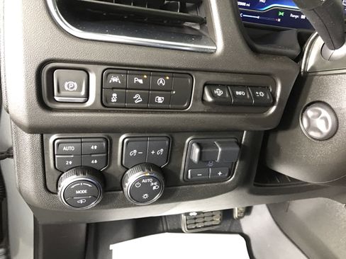 Used 2024 Chevrolet Tahoe High Country image 46