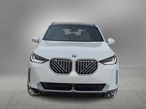 Used 2026 BMW X3 xDrive30 image 3