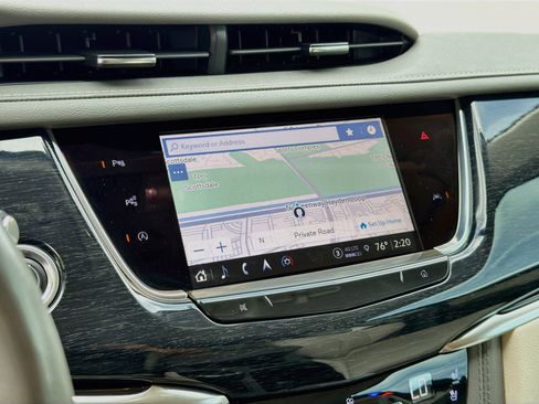 Certified 2024 Cadillac XT6 Premium Luxury w/ Technology Package FWD image 13