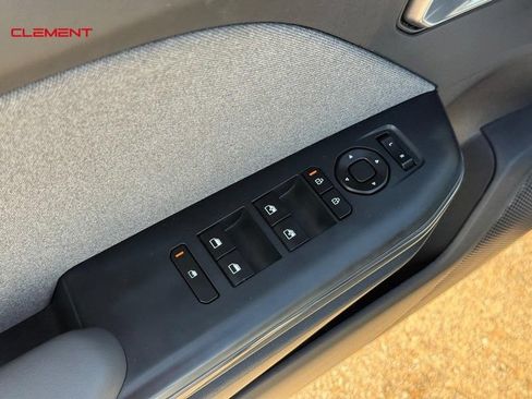 Used 2025 Kia K4 EX FWD image 19