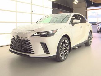Used 2023 Lexus RX 350 w/ Accessory Package (2T) video 2