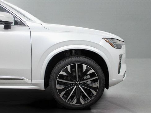 New 2026 Volvo XC90 B5 Core w/ Protection Package Premier AWD/4WD image 31
