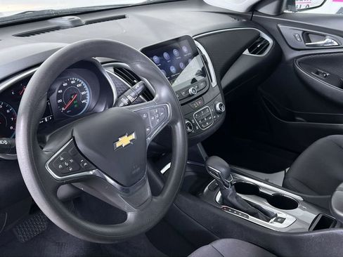 Used 2023 Chevrolet Malibu LT image 27