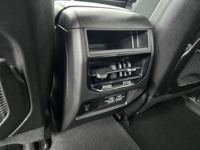 Used 2025 Jeep Grand Cherokee 4WD image 30