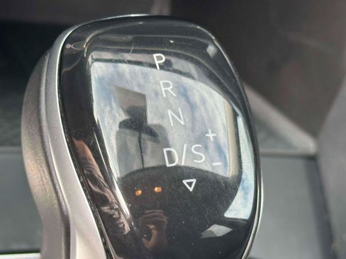 Used 2022 Volkswagen Taos SE AWD/4WD image 27