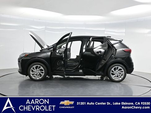 New 2027 Chevrolet Bolt LT w/ Comfort Package FWD image 47