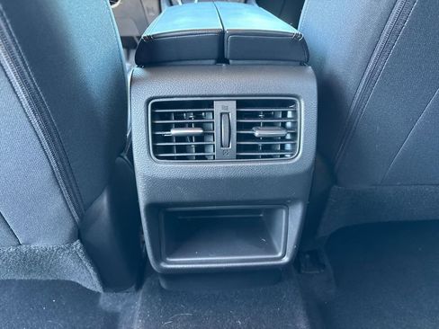 Used 2021 Nissan Rogue S image 41