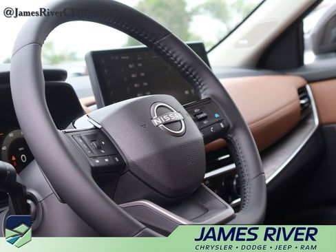Used 2026 Nissan Rogue Platinum w/ Platinum Premium Package AWD/4WD image 25