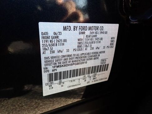 Certified 2023 Ford Explorer XLT w/ Equipment Group 202A AWD/4WD image 24