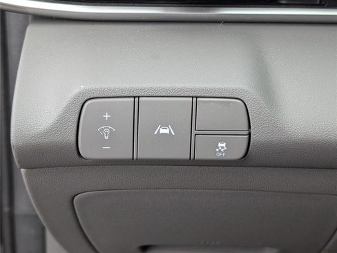 Used 2023 Hyundai Elantra SEL w/ Convenience Package FWD image 18