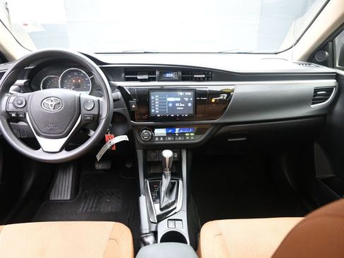 Used 2016 Toyota Corolla L image 9