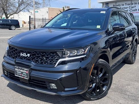 Used 2023 Kia Sorento SX AWD/4WD image 3