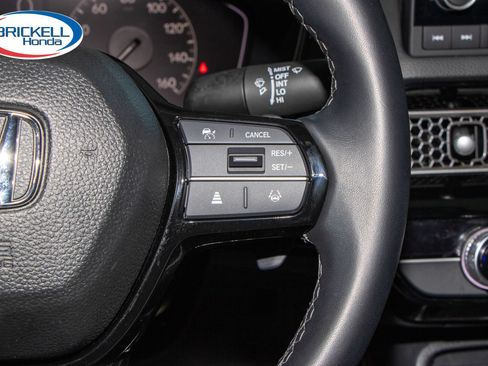 Used 2025 Honda Civic Sport image 25