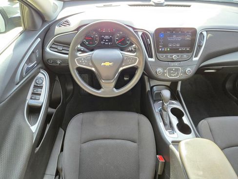 Used 2024 Chevrolet Malibu LS FWD image 14