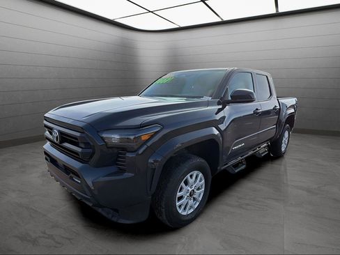 Used 2024 Toyota Tacoma SR5 image 1