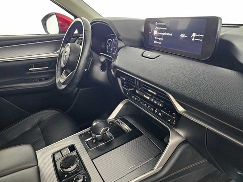 Used 2024 MAZDA CX-90 Plug-In Hybrid w/ Preferred AWD/4WD image 11