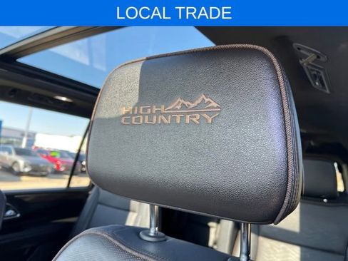 Used 2023 Chevrolet Suburban High Country w/ Premium Package 2 image 13