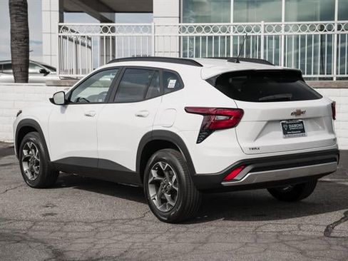 New 2026 Chevrolet Trax LT w/ Driver Confidence Package image 43