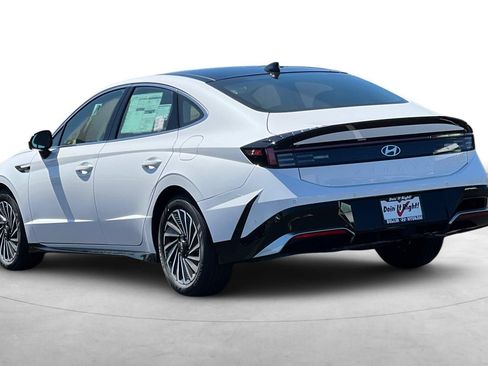 New 2026 Hyundai Sonata Limited FWD image 4