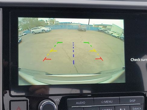 Used 2025 Nissan Frontier SV image 16