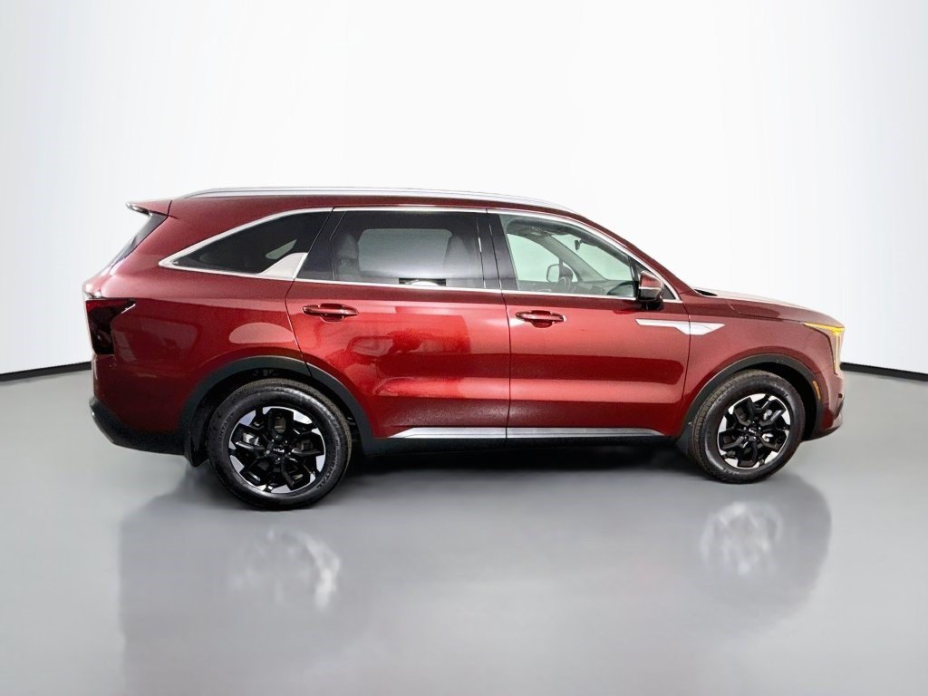 Used 2025 Kia Sorento S w/ Panoramic Sunroof Package FWD image 11