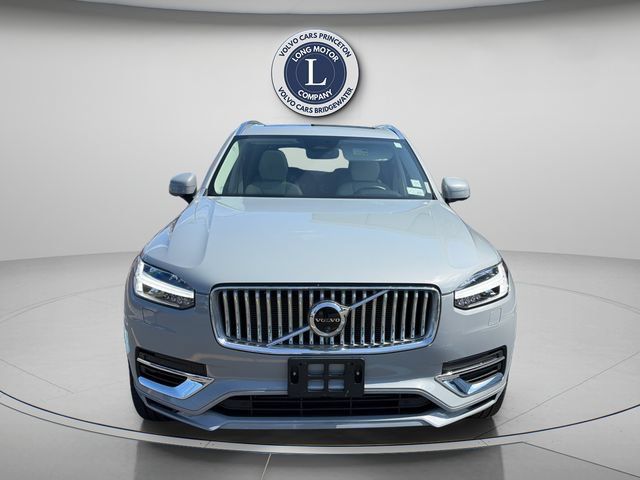 Used 2025 Volvo XC90 T8 Plus AWD/4WD image 13