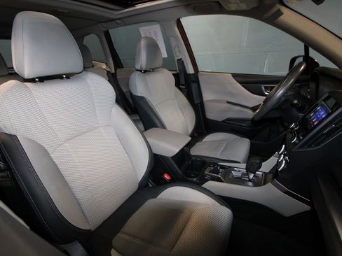Used 2023 Subaru Forester Premium image 27