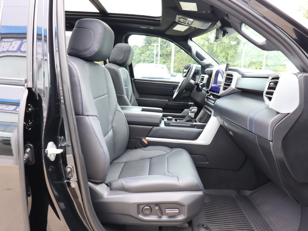 Used 2023 Toyota Tundra Platinum w/ Advanced Package AWD/4WD image 40