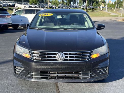 Used 2017 Volkswagen Passat 1.8T R-Line FWD image 2
