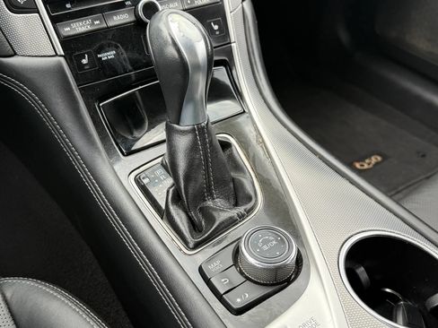 Used 2015 INFINITI Q50 Premium w/ Navigation Package RWD image 28