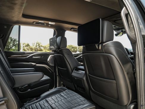 Used 2023 Cadillac Escalade Sport Platinum AWD/4WD image 80
