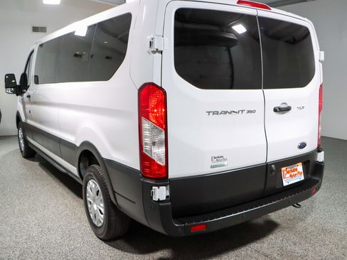 Used 2023 Ford Transit 350 XLT image 9