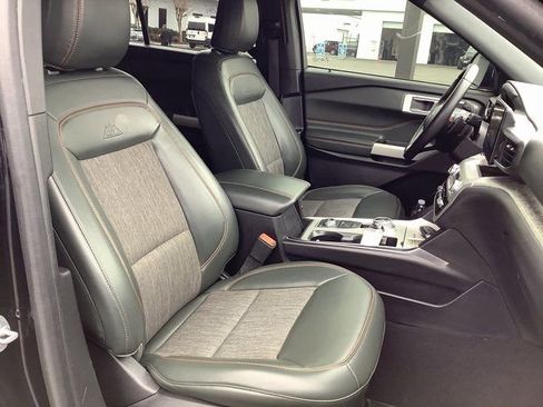 Used 2022 Ford Explorer Timberline image 39