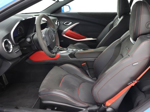 Used 2023 Chevrolet Camaro ZL1 RWD image 8