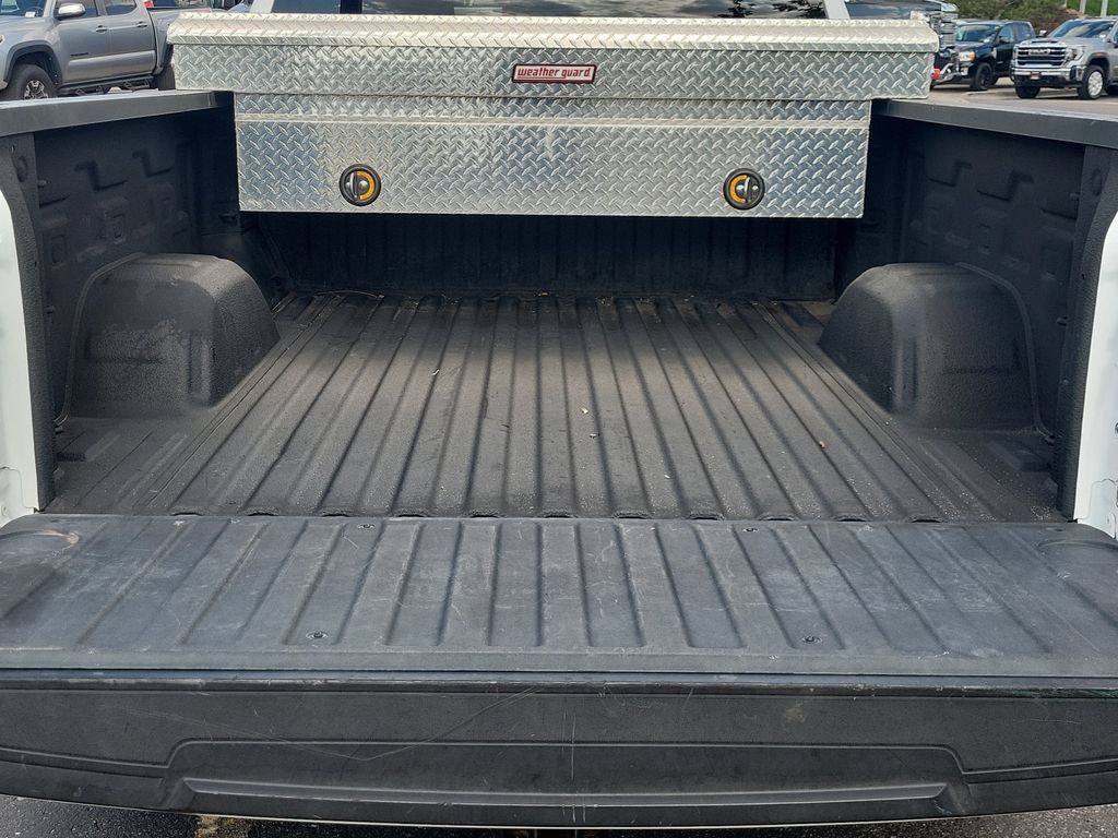Used 2021 Chevrolet Silverado 1500 LT AWD/4WD image 18